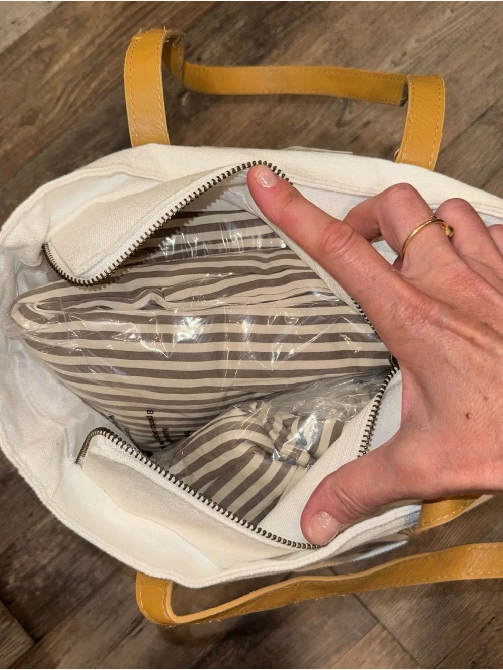 Cozy Earth Split King NEW w Tags retail $368 Brown stripe